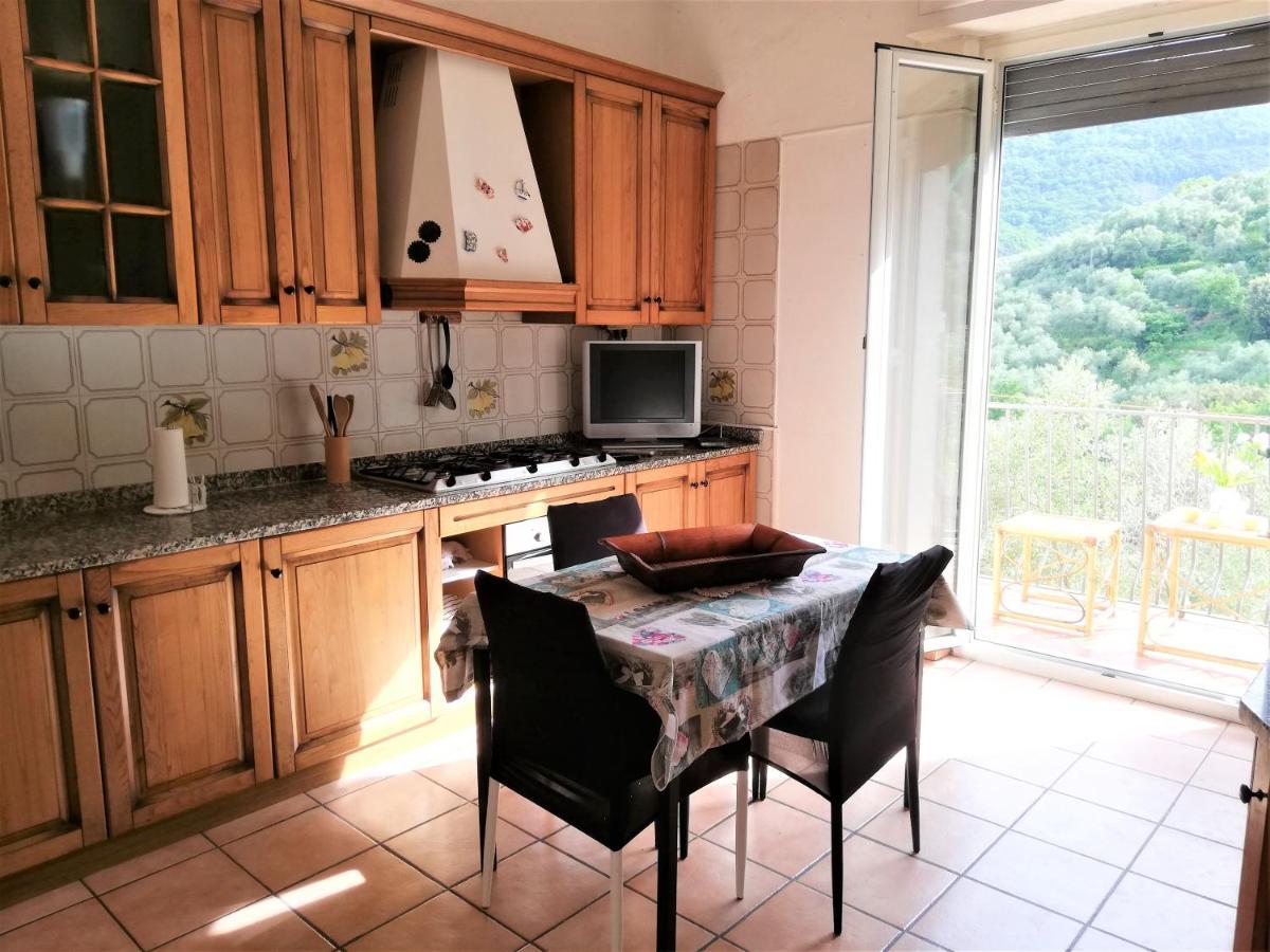 Mountain View Holidays in La Spezia * La Spezia